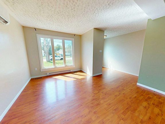 4th image of 58B Maclellan St