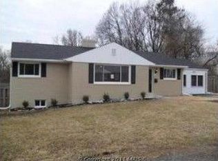 2105 Burgess Pl, District Heights, MD 20747
