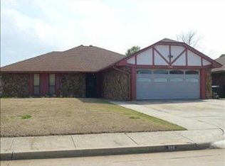 720 Cooper Ln, Yukon, OK 73099
