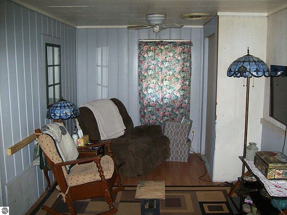 3rd image of 1259 Knollwood Dr