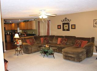 819 S 14th St, Herrin, IL 62948