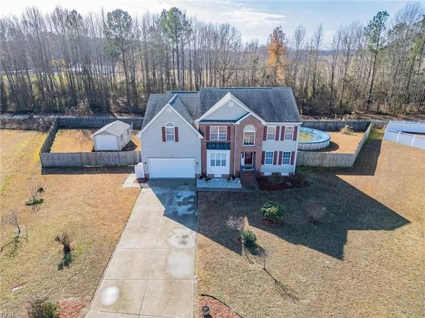 121 Parks Pl, Franklin, VA 23851