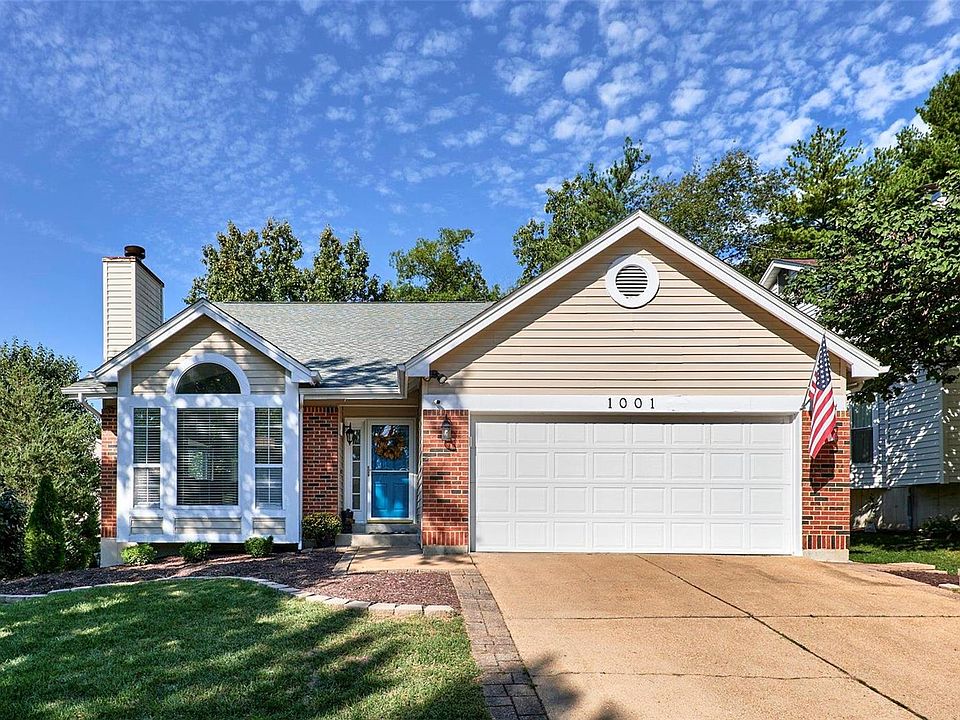 1st image of 1001 Oak Glen Cir