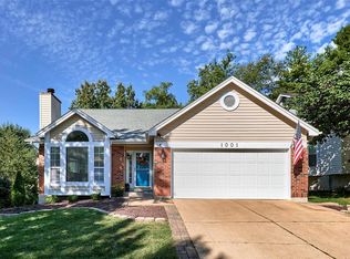 1001 Oak Glen Cir, Ballwin, MO
