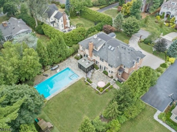 65 Dellwood Ave, Chatham Twp., NJ 07928