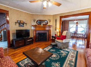 8 Newland Ave, Augusta, ME 04330