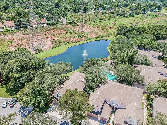 2nd image of 3652 Country Pointe Pl