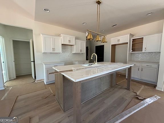 3rd image of 226 Robert Williams Rd