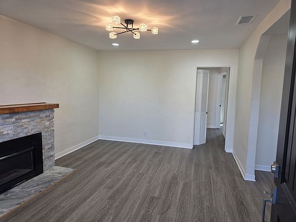 3rd image of 539 Donax Ave #1