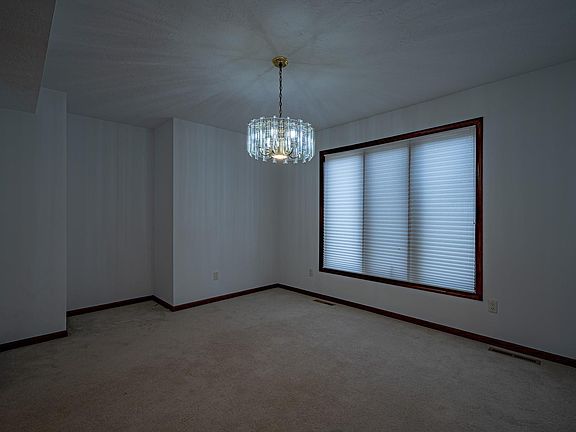 4th image of 3437 Stone Park Blvd