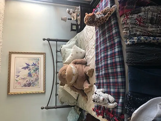 Sold by Safe Harbour Real Estate Group LLC | media 27