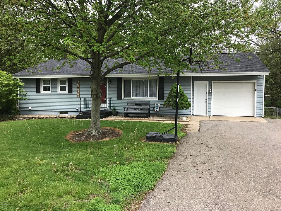 1st image of 7633 Oakland Dr
