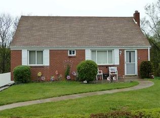 276 Southward Dr, Coraopolis, PA 15108