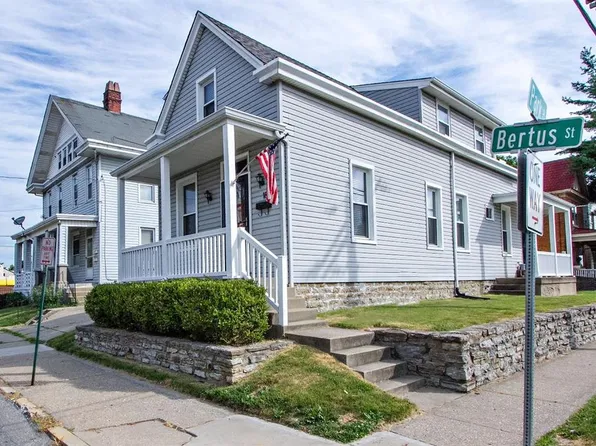 18 Bertus St, Cincinnati, OH 45217