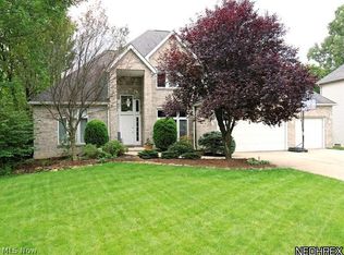 19933 Shenandoah Rdg, Strongsville, OH 44149