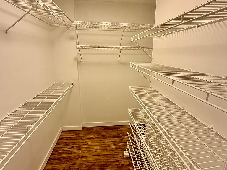 1000 NE 14th Ave #304 — Photo 7