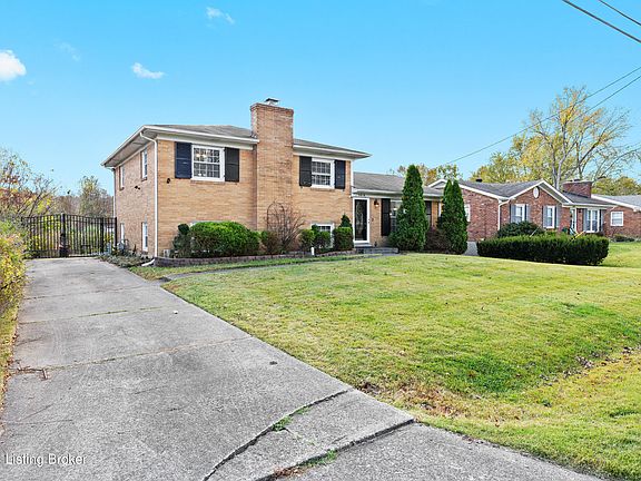 3rd image of 3818 Iron Horse Way