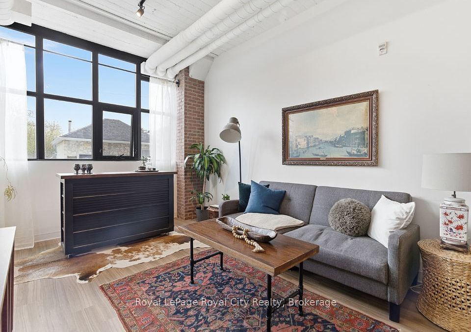 1st image of 120 Huron St #112