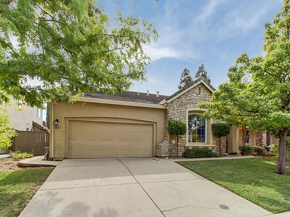 2nd image of 6032 Roswitha Ct
