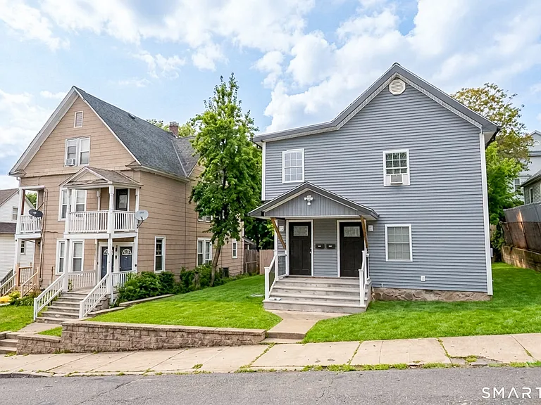 73 Branch St — Photo 2