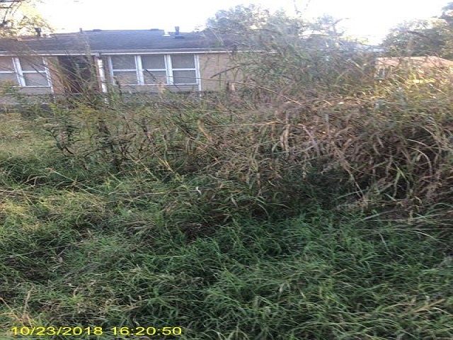 2nd image of 108 Vine St