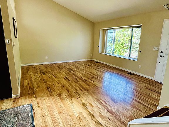 5th image of 7890 Candleflower Cir