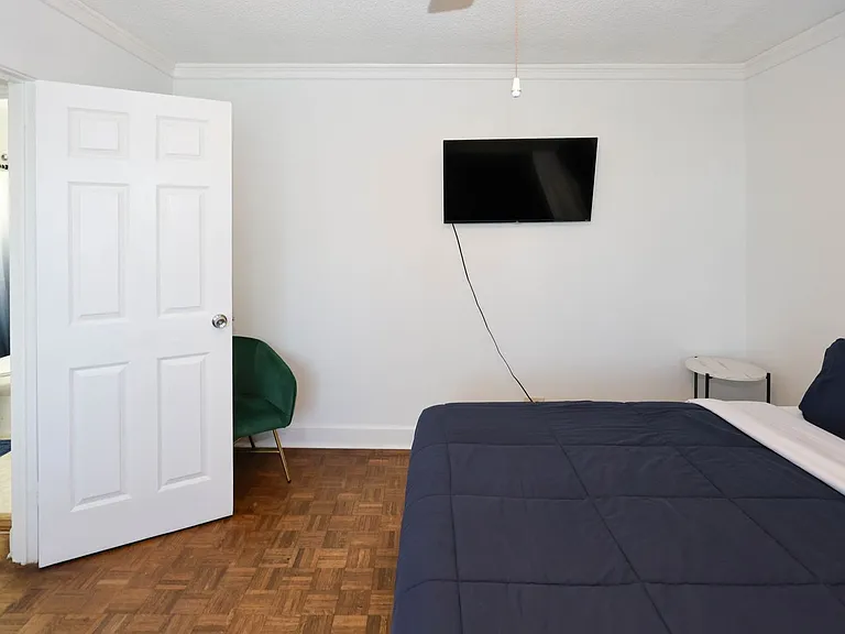 300 Peachtree St NE #23C — Photo 21