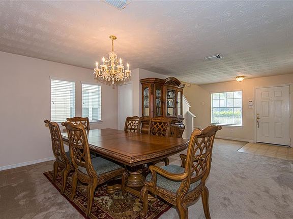 5th image of 4506 Upland Circle Dr