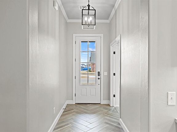 4th image of 13516 NW 2nd St