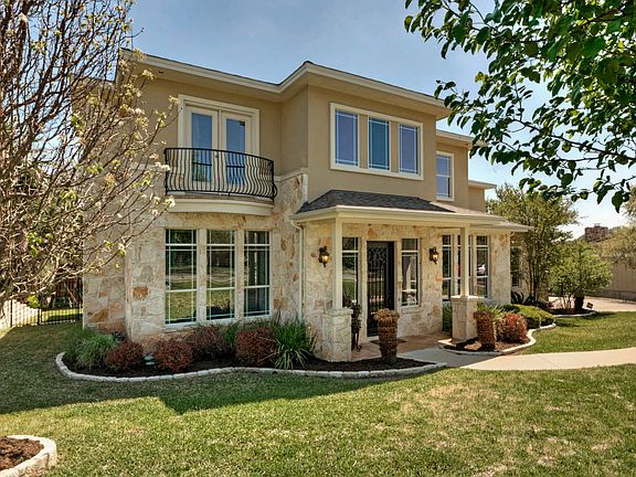 3rd image of 134 Lakeway Dr