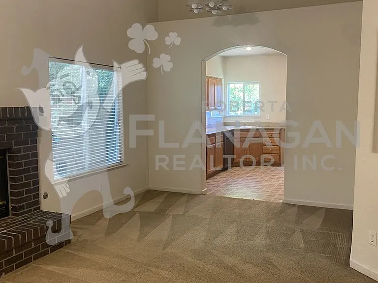 3042 Bea Dr — Photo 8