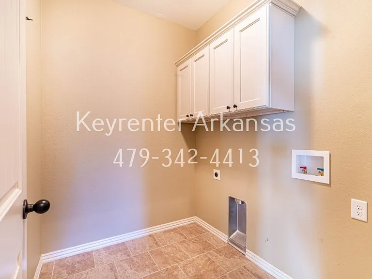 4870 N Castlewood Ln Duplex — Photo 8