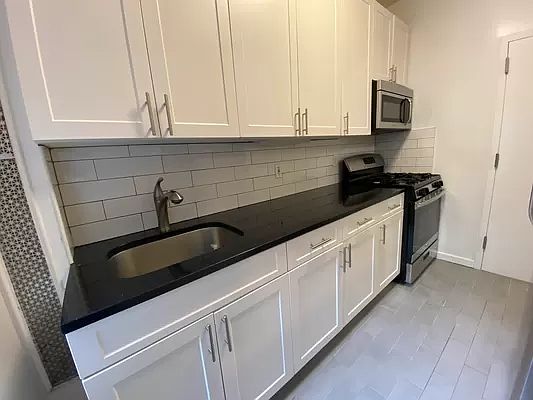 3rd image of 320 Sterling St APT 2CE