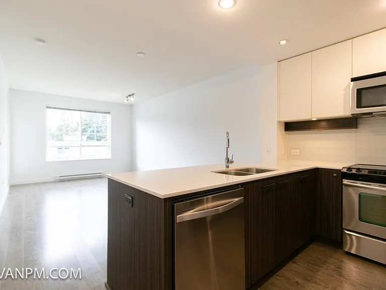 608 Como Lake Ave #316 — Photo 10
