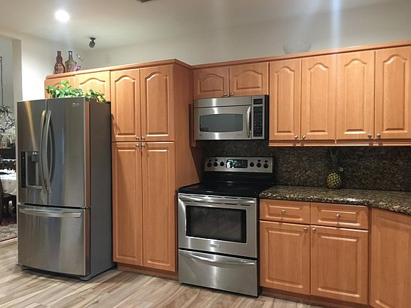 2nd image of 2250 Bayview Ln