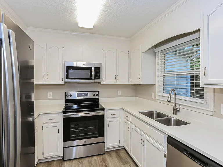 8717 Kishorn Ct — Photo 7
