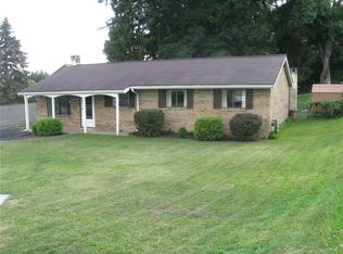 216 Longview Dr, Irwin, PA 15642