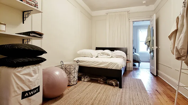 Rented by In Haus LLC | media 21