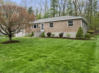 9 Livoli Rd, Framingham, MA 01701