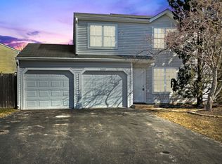 2059 Westview Ln, Round Lake Beach, IL