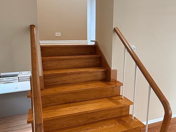 5th image of 454 Park Ln