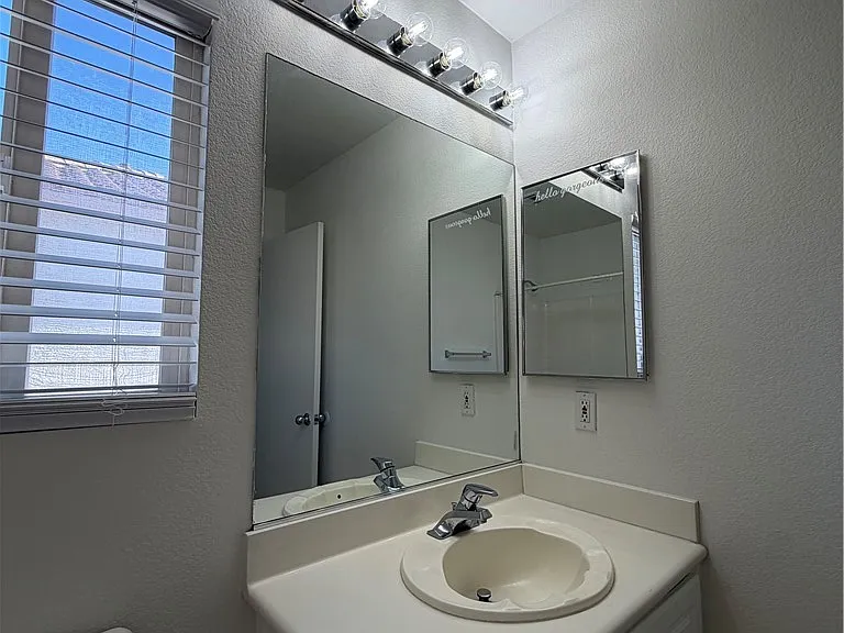10200 Moth Orchid Ct — Photo 38