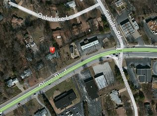 11127 Olive Blvd, Saint Louis, MO