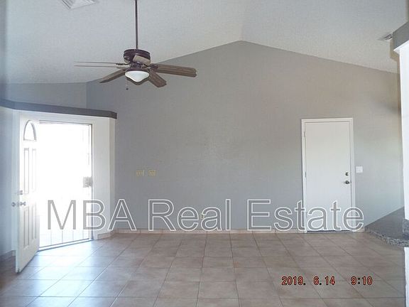 4th image of 5648 W Villa Theresa Dr