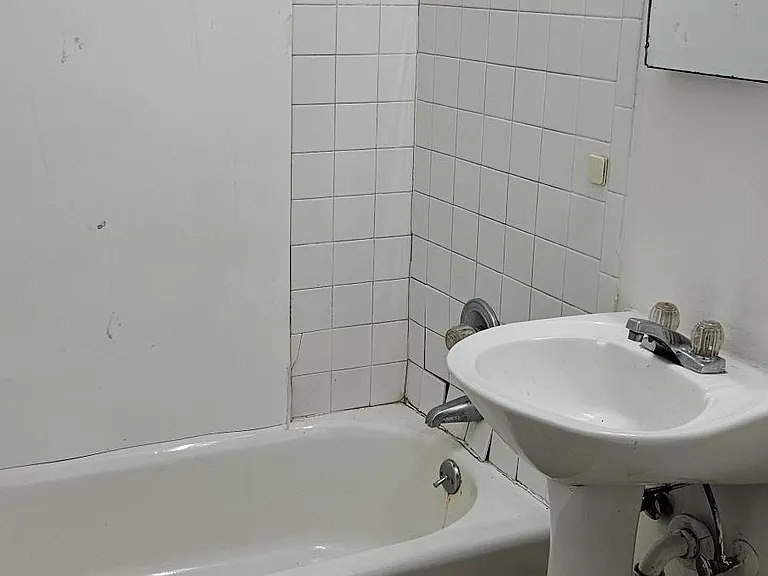 1010 W Haven Blvd — Photo 6