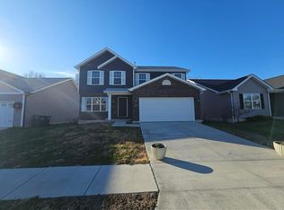 1205 Lear Ln, Mascoutah, IL