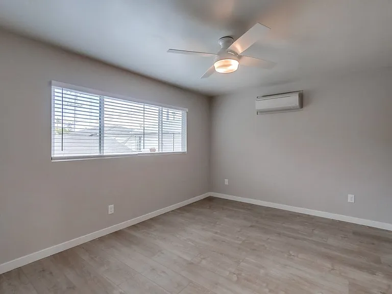 4449 Central Ave #7 — Photo 15