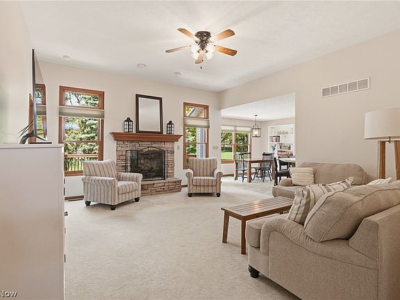 5th image of 1430 Ashton Way