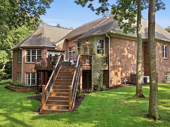 4th image of 203 Stonegate Dr