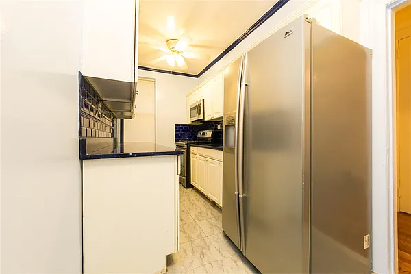 Sold by Dorsa Group | media 31